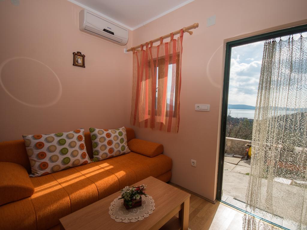 Holiday Home Sunny Hill Kamenari Room photo